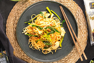 Stir fried egg noodles "Pad See Ew" &ndash; deSIAMCuisine (Thailand) Co Ltd